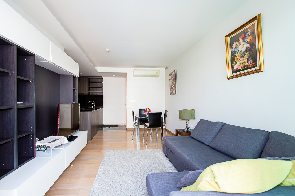 For SaleCondoSukhumvit, Asoke, Thonglor : 🔥Urgent Sale+🔥Via 49, near BTS Thonglor, fully furnished, ready to move in