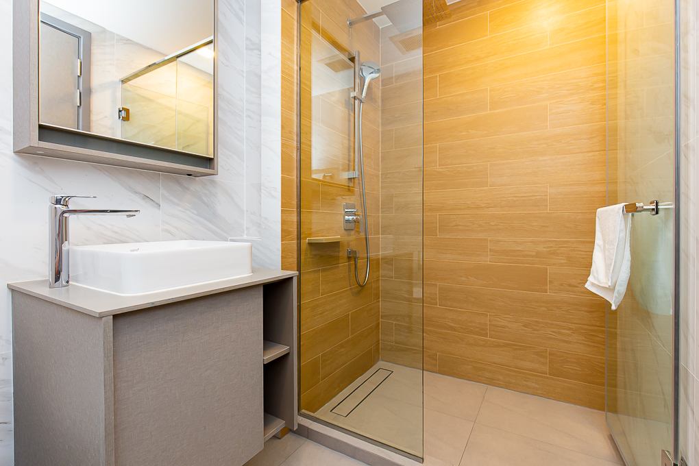 ขายคอนโดสุขุมวิท อโศก ทองหล่อ : 🔥ขายด่วน+🔥ทากะ เฮาส์ ใกล้รถไฟฟ้า BTS เอกมัย เฟอร์นิเจอร์ครบ พร้อมเข้าอยู่