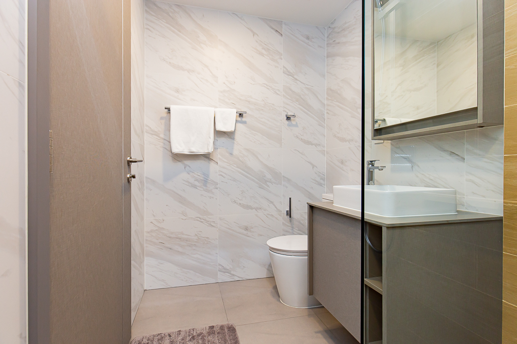 ขายคอนโดสุขุมวิท อโศก ทองหล่อ : 🔥ขายด่วน+🔥ทากะ เฮาส์ ใกล้รถไฟฟ้า BTS เอกมัย เฟอร์นิเจอร์ครบ พร้อมเข้าอยู่