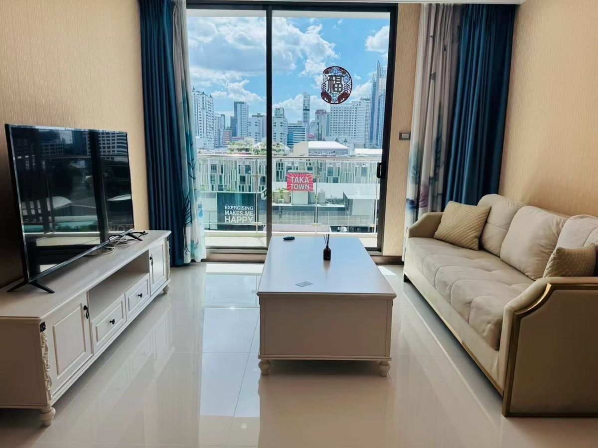 For RentCondoSukhumvit, Asoke, Thonglor : Condo for rent: Supalai Oriental Sukhumvit 39 - Large 2-bedroom unit, fully furnished, good location, near BTS Phrom Phong and EmQuartier, ready to move in.