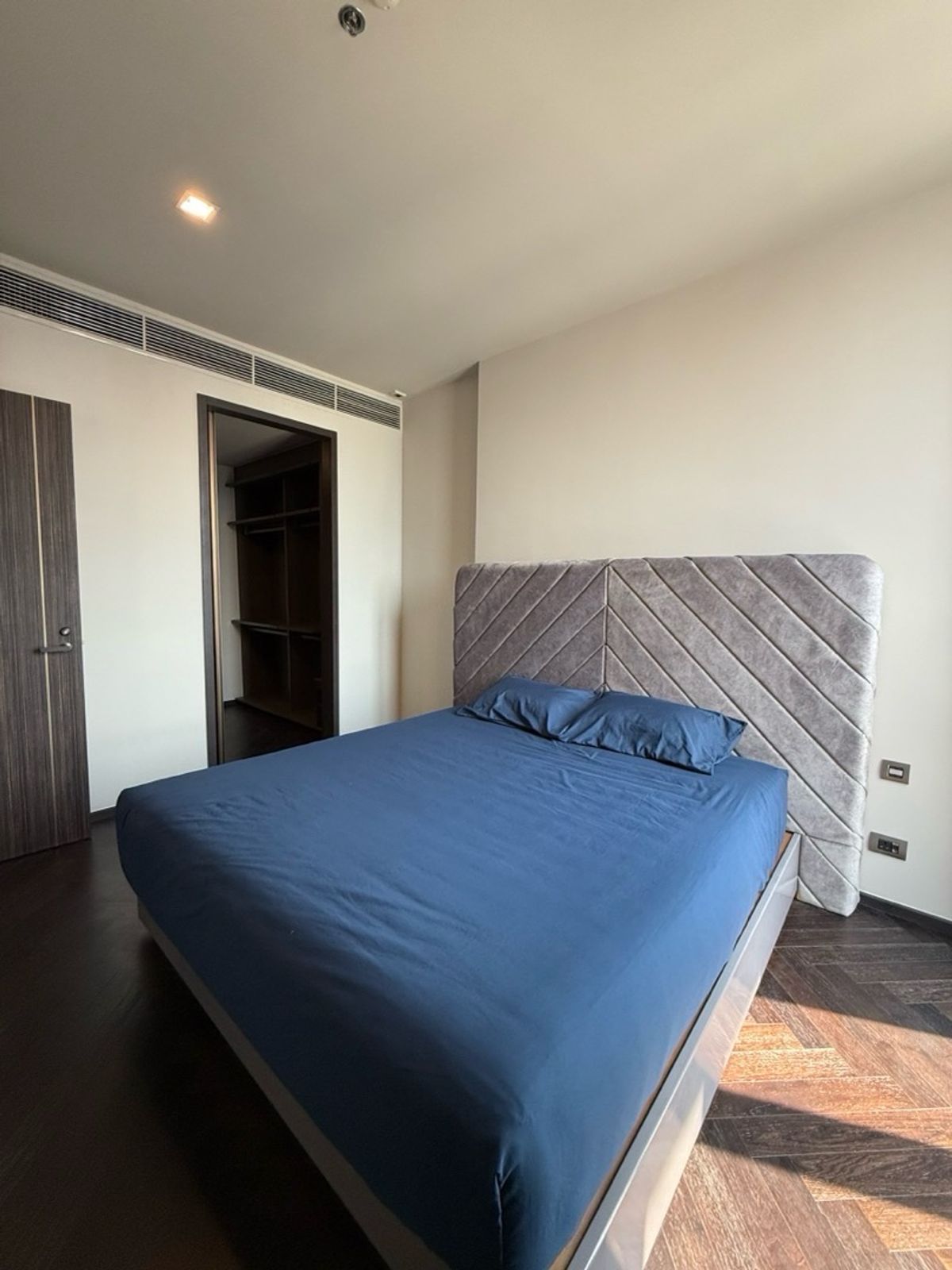 For SaleCondoAri,Anusaowaree : 📍 Sell cheap The Monument Sanam Pao 2B/2B 86.5 sq.m. Inquire, make an appointment 📞093-616-4456 (sales department)