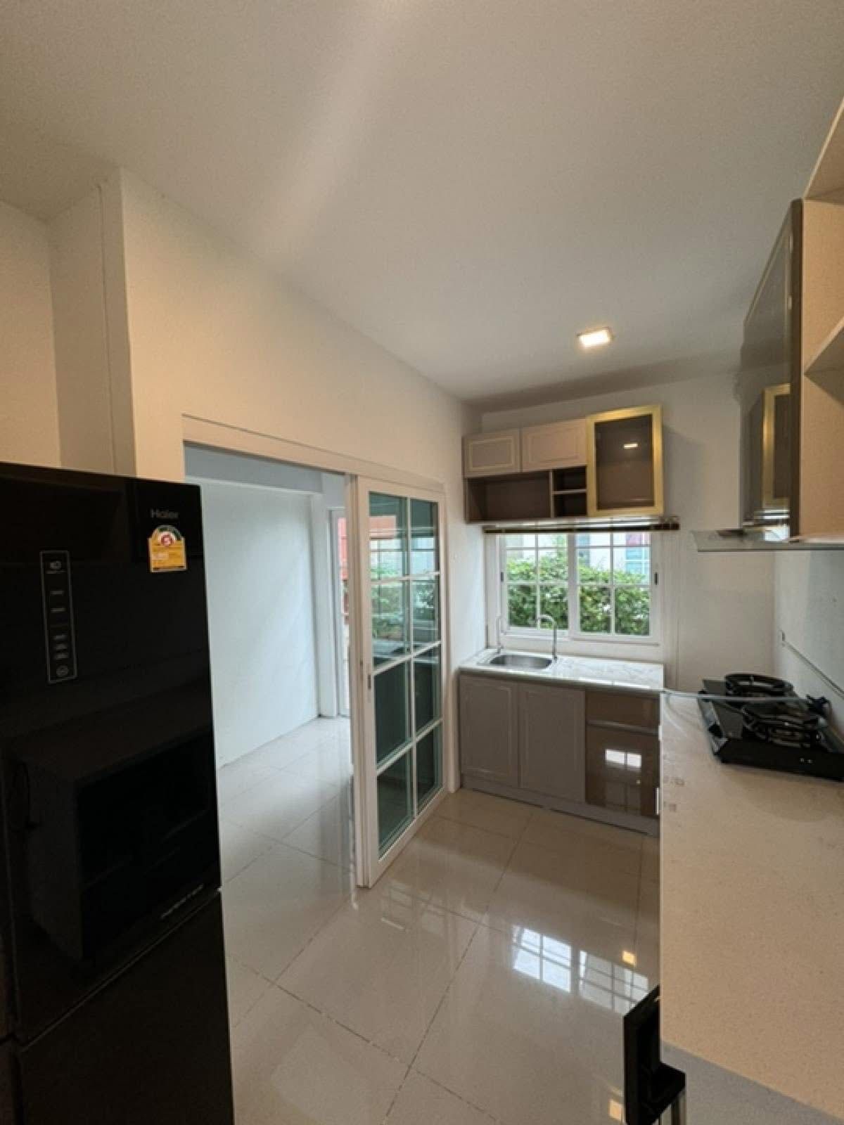 For RentHousePathum Thani,Rangsit, Thammasat : Single house for rent 📍 Prestige Future-Rangsit 📍 4 bedrooms, 3 bathrooms, fully furnished and equipped with appliances