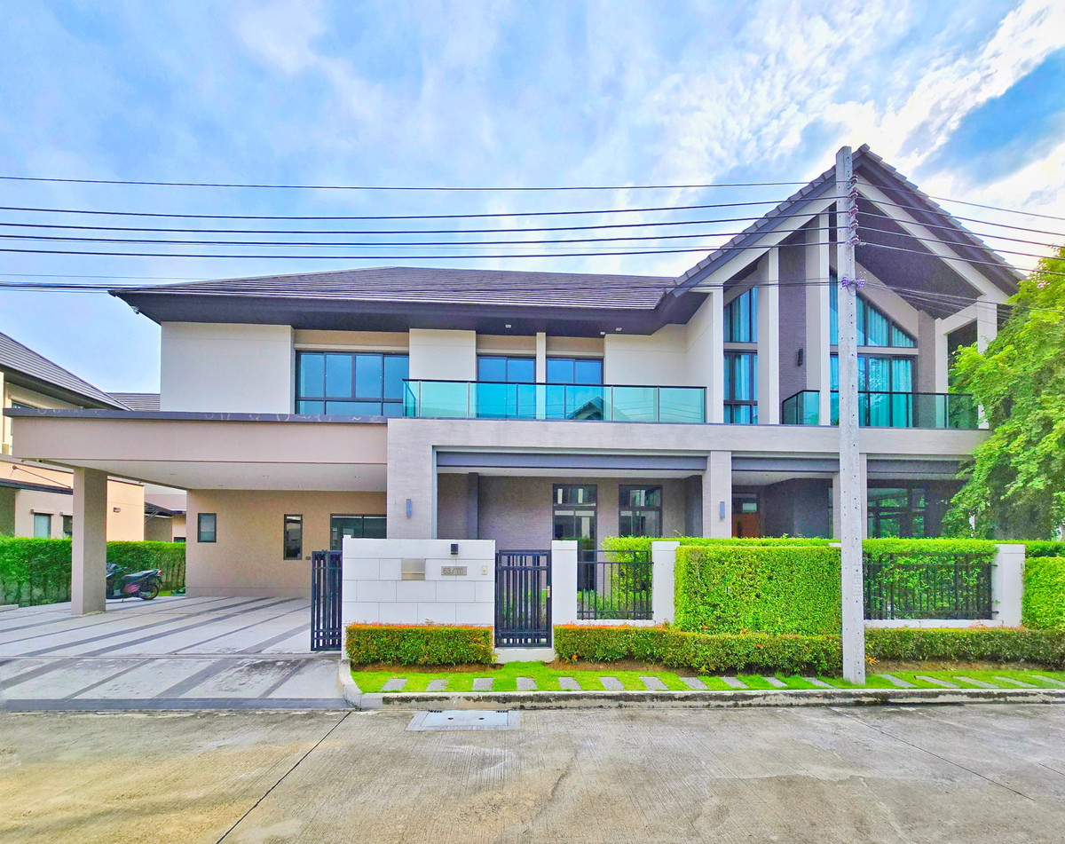 ขายบ้านปิ่นเกล้า จรัญสนิทวงศ์ :  ขายบ้านเดี่ยวหรู โครงการ บางกอก บูเลอวาร์ด ซิกเนเจอร์ สาทร-ราชพฤกษ์ หลังมุม 120 ตร.ว. สภาพใหม่เอี่ยม