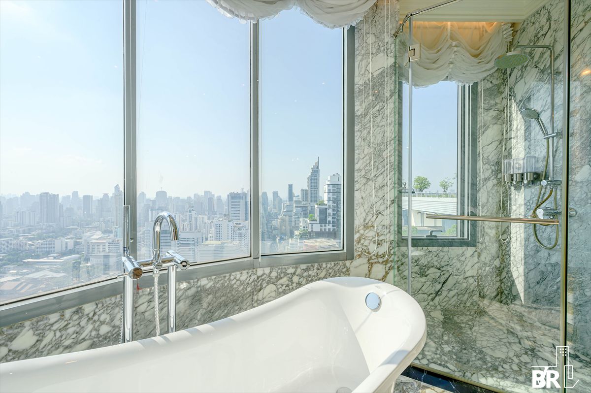 ให้เช่าคอนโดพระราม 9 เพชรบุรีตัดใหม่ RCA :  Q Asoke 💖 ห้อง Penhouse สวย พร้อมอยู่ทันที ✨ ใกล้ MRT เพชรบุรี 