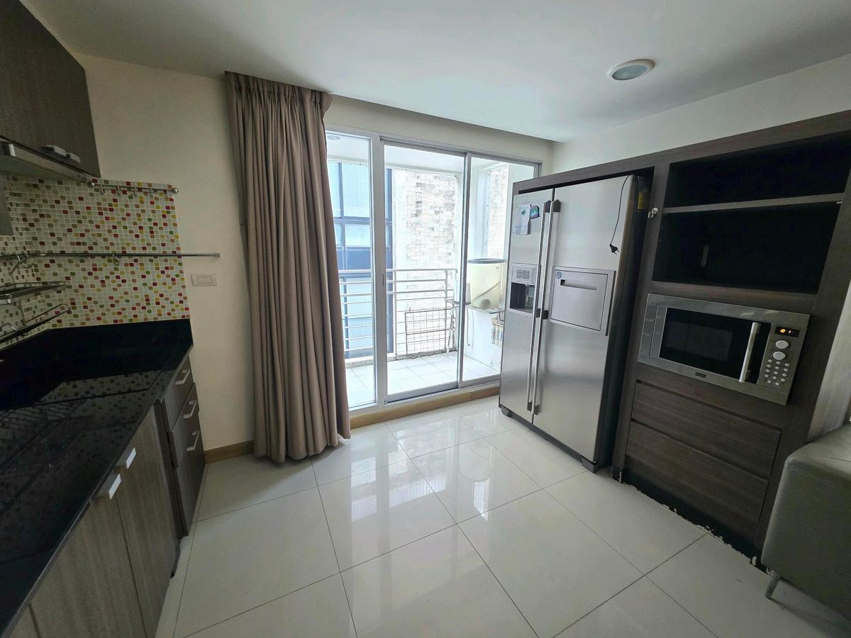 ขายคอนโดอารีย์ อนุสาวรีย์ : 🏙 ขายคอนโด Harmony Living พหลโยธิน 11📍 ทำเลใจกลาง อารีย์ เงียบสงบ น่าอยู่ อบอุ่นเหมือนบ้าน