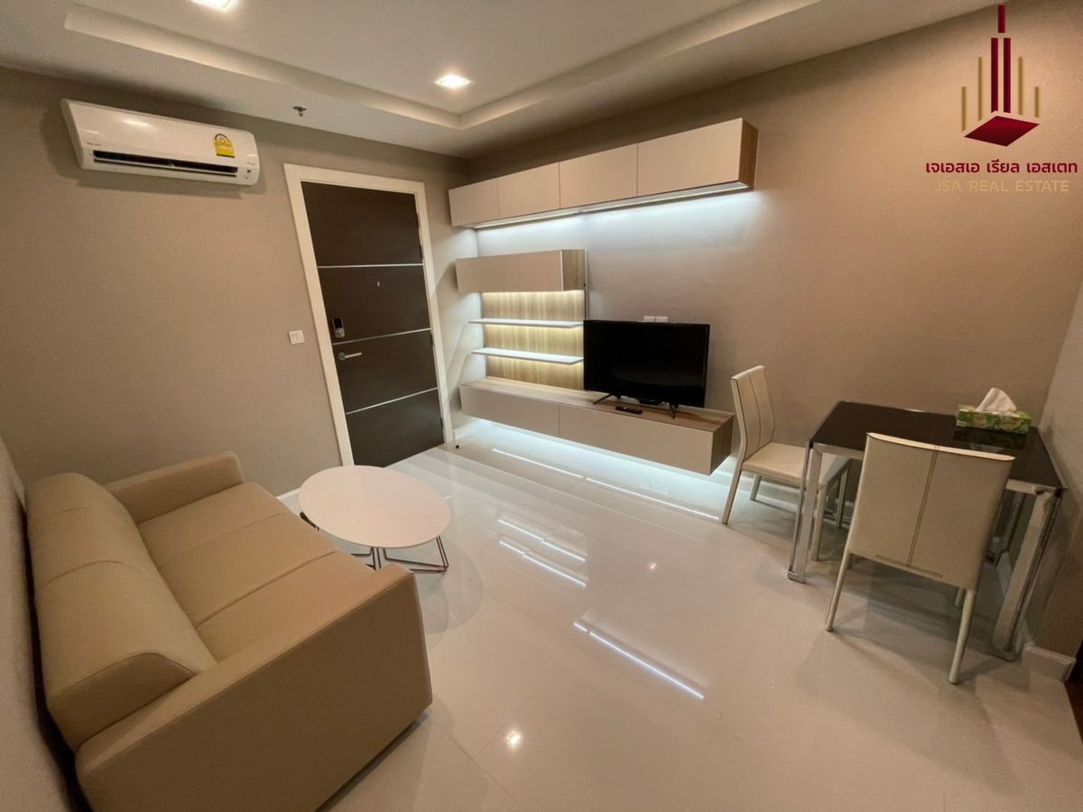 For RentCondoSamut Prakan,Samrong : ✨ For Rent: The Metropolis Samrong Condo ✨ 💰 ONLY 11,000 THB/Month