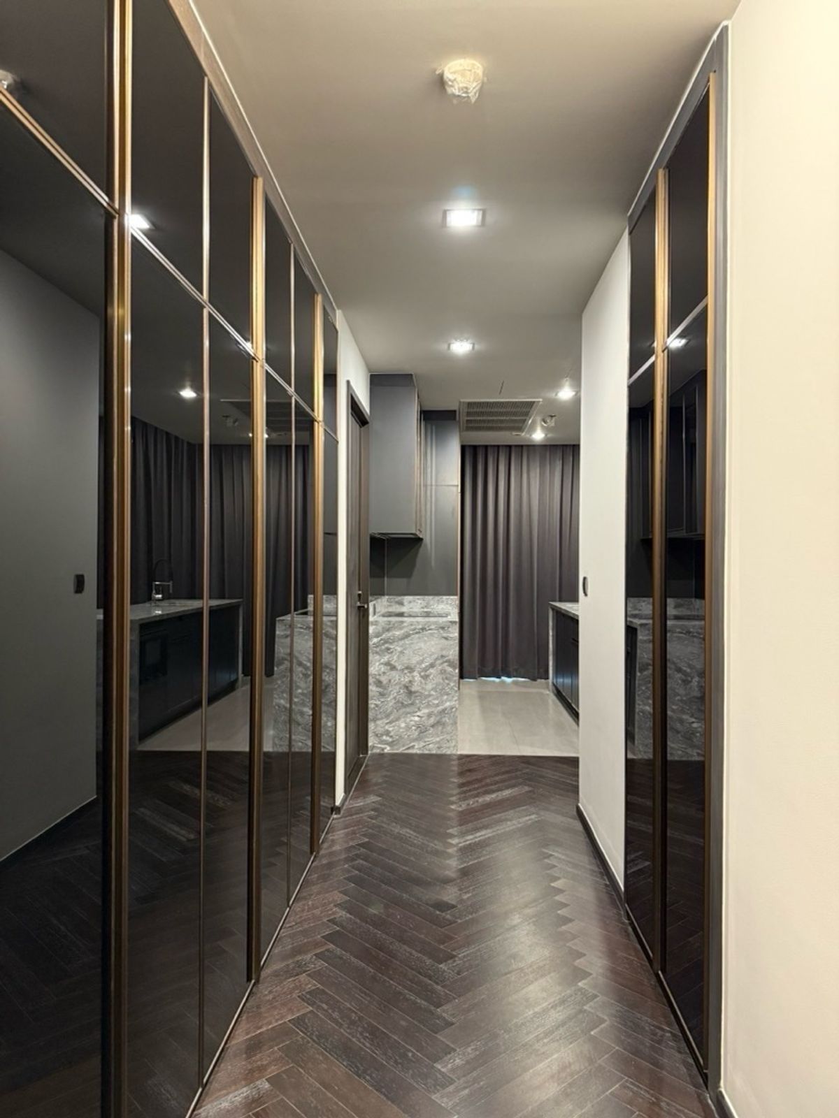 For SaleCondoAri,Anusaowaree : 📍 Sell cheap The Monument Sanam Pao 2B/2B 86.5 sq.m. Inquire, make an appointment 📞093-616-4456 (sales department)