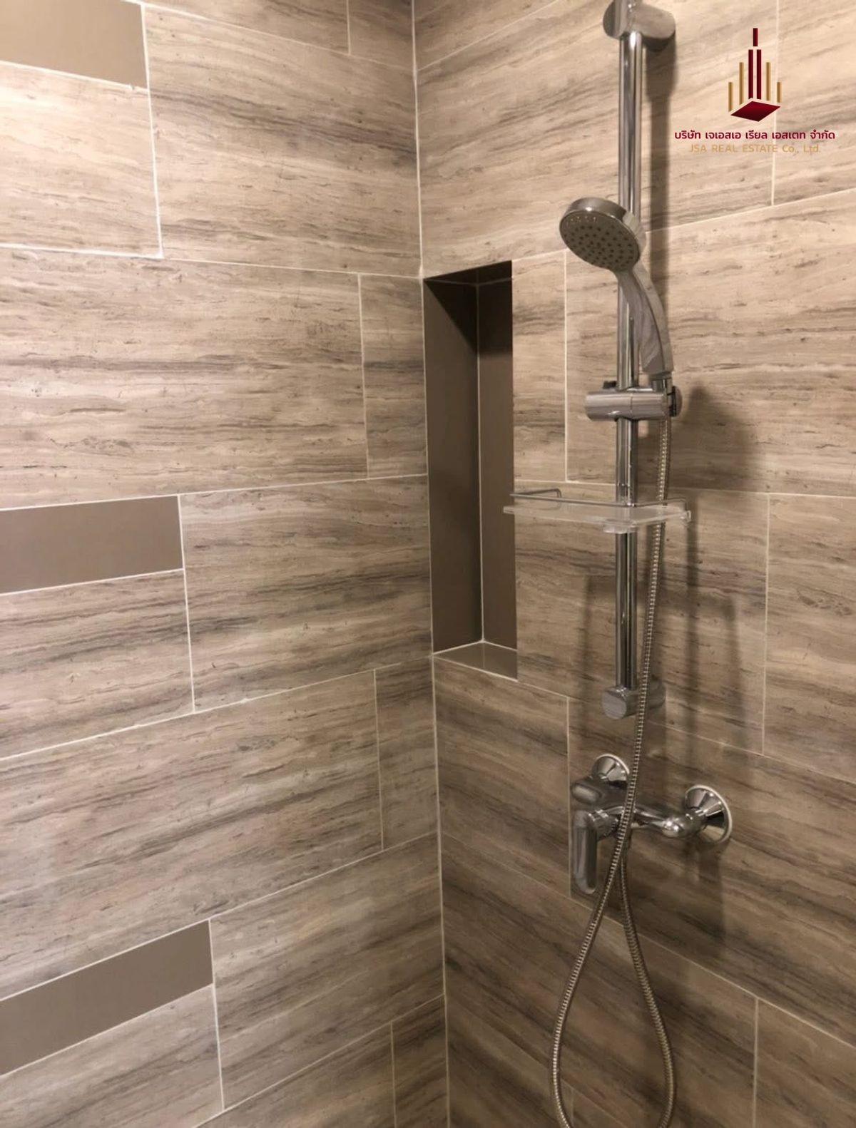 ให้เช่าคอนโดพระราม 9 เพชรบุรีตัดใหม่ RCA : ✨ For Rent: Maestro 03 Ratchada -Rama 9 Condo ✨  💰 Only 17,000THB/month