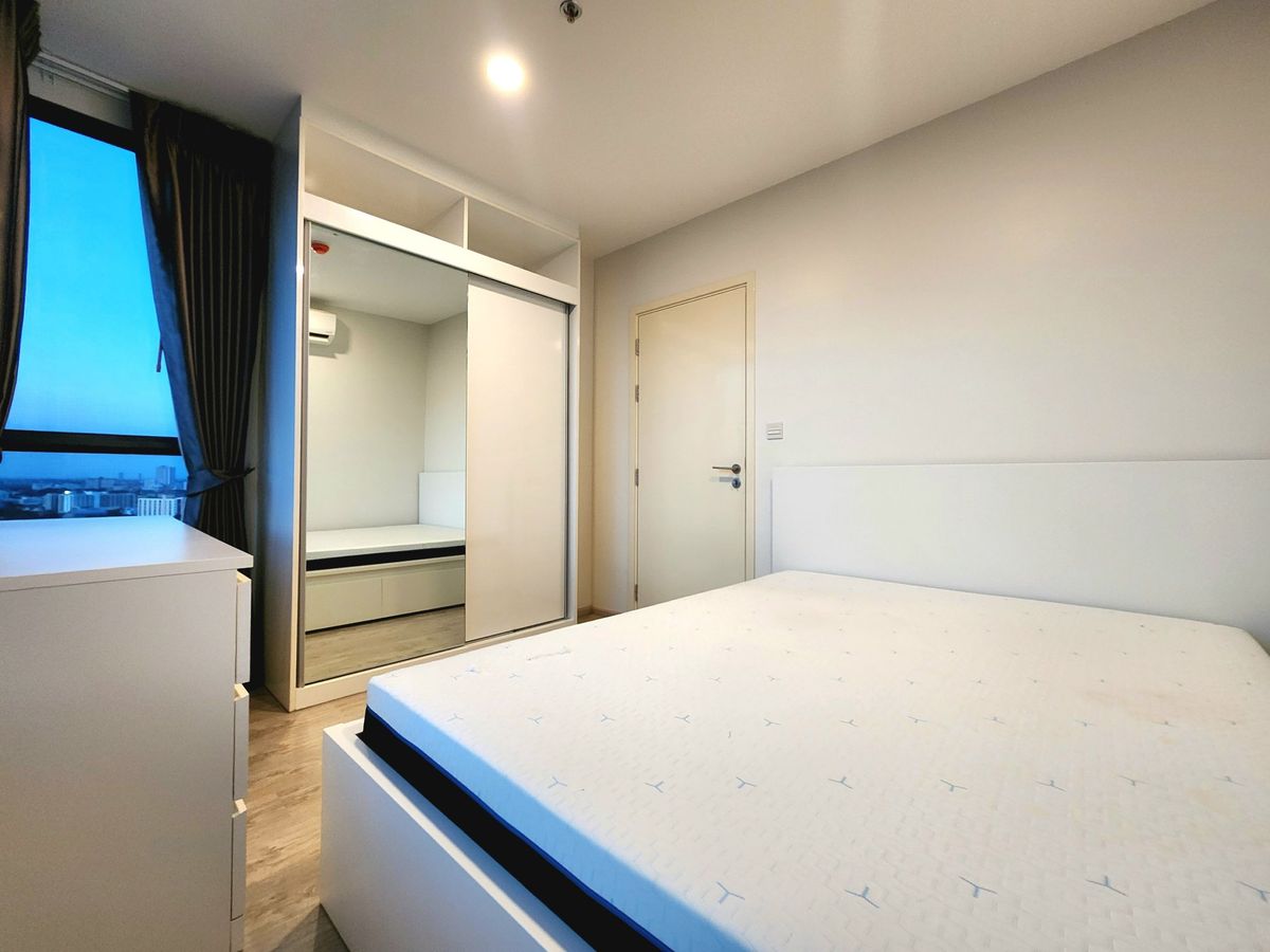 คอนโดปิ่นเกล้า จรัญสนิทวงศ์ : ขายห้องมุม มี 3 ทิศ เหนือ ตะวันตก และทิศใต้ ขายพร้อมอยู่แล้วคอนโด ทำเลศิริราช The Tree จรัญ 30 **แบบ ห้องหายาก 1 ชั้น มี1 ห้อง **โทนขาวมินิมอล