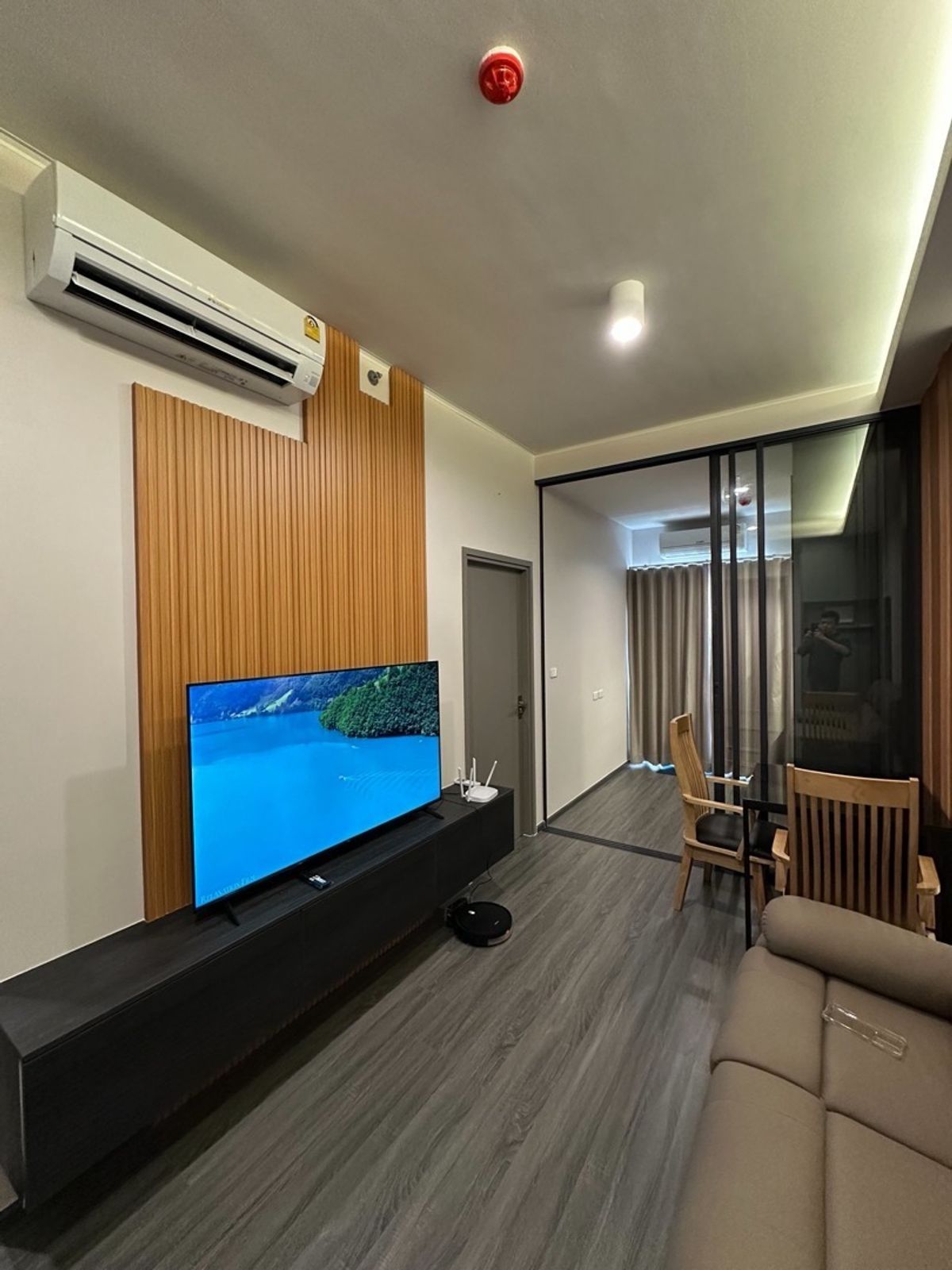 For RentCondoKhlongtoei, Kluaynamthai : Rent a large room IDEO Sukhumvit Rama4 | 46 sqm | 39K (Can Negotiate) | 082-4499822 Praewa
