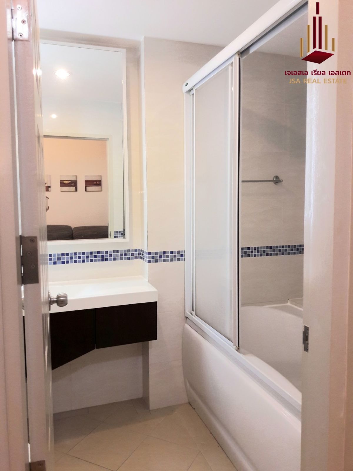 ให้เช่าคอนโดสาทร นราธิวาส : ✨ For Rent: Life @ Sathorn 10 Condo ✨  💰 Only 20,000 THB/month