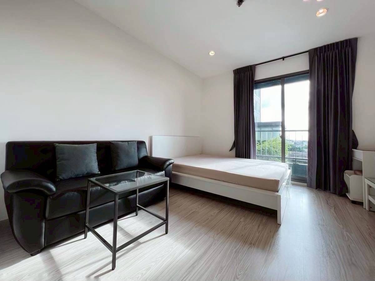 ให้เช่าคอนโดบางนา แบริ่ง ลาซาล : FOR RENT: Ideo Mobi Sukhumvit Eastgate
Affordable Studio Unit just 3 Mins to BTS 

Type: Condo
Rooms: Studio / 1 Bathroom
Size: 24 sqm 
Floor: 6th
Rent: 9,500 THB/month

 * Note: This unit is for Thai customers only. ✅