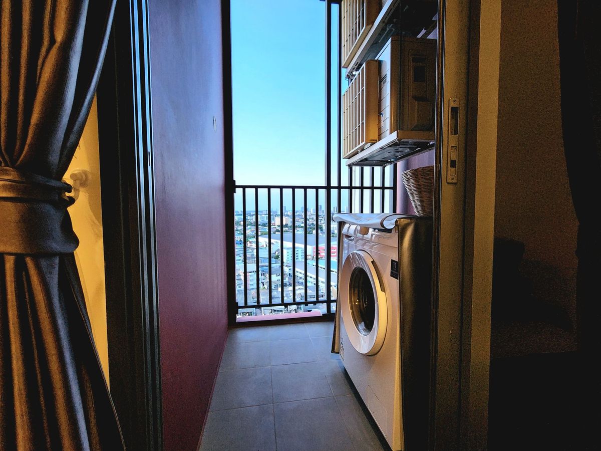 คอนโดปิ่นเกล้า จรัญสนิทวงศ์ : ขายห้องมุม มี 3 ทิศ เหนือ ตะวันตก และทิศใต้ ขายพร้อมอยู่แล้วคอนโด ทำเลศิริราช The Tree จรัญ 30 **แบบ ห้องหายาก 1 ชั้น มี1 ห้อง **โทนขาวมินิมอล