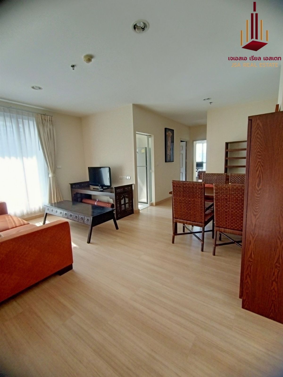 For RentCondoSathorn, Narathiwat : ✨ For Rent: Life @ Sathorn 10 Condo ✨ 💰 ONLY 32,000 THB/Month