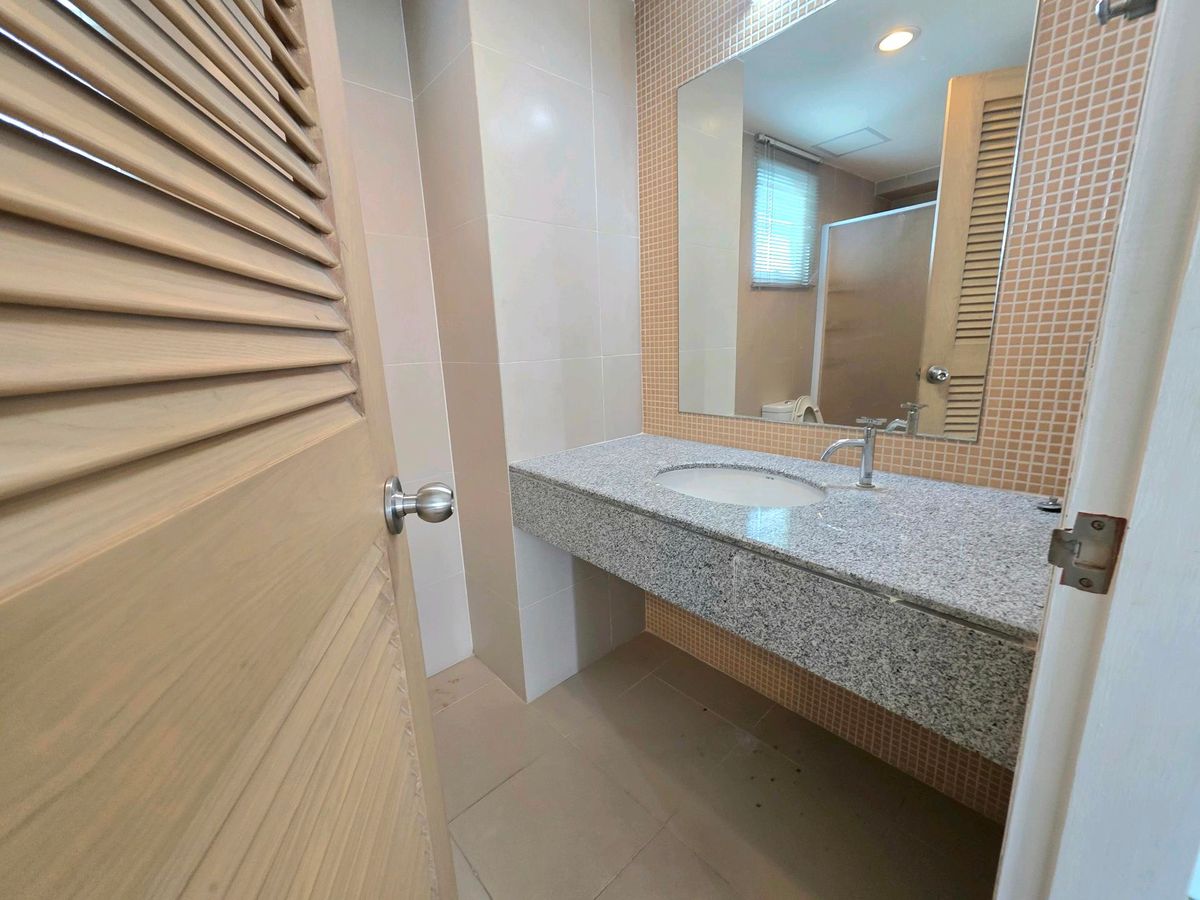 ขายคอนโดอารีย์ อนุสาวรีย์ : 🏙 ขายคอนโด Harmony Living พหลโยธิน 11📍 ทำเลใจกลาง อารีย์ เงียบสงบ น่าอยู่ อบอุ่นเหมือนบ้าน