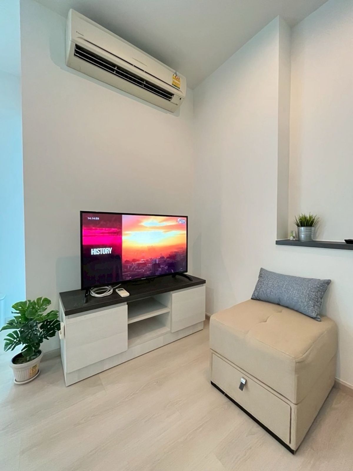 For RentCondoRatchadapisek, Huaikwang, Suttisan : Life Ratchadapisek ⭐️2 Bedroom 1 bathroom New, ready to be 084-9792464