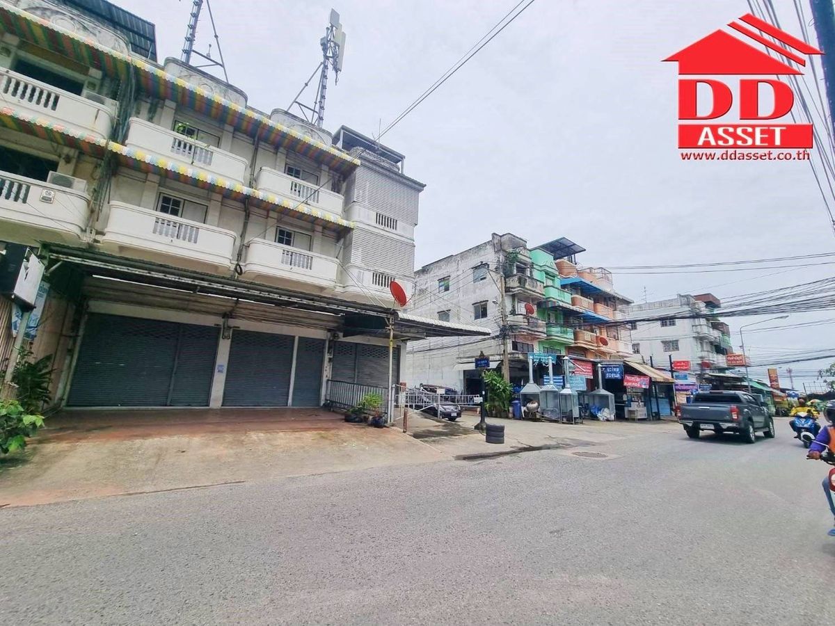 Shop HouseSamut Prakan,Samrong : Selling/ renting 2 commercial buildings, Soi Yu Suk, near Bang Mueang Municipality, Samut Prakan, Kanchana Code: T8224
