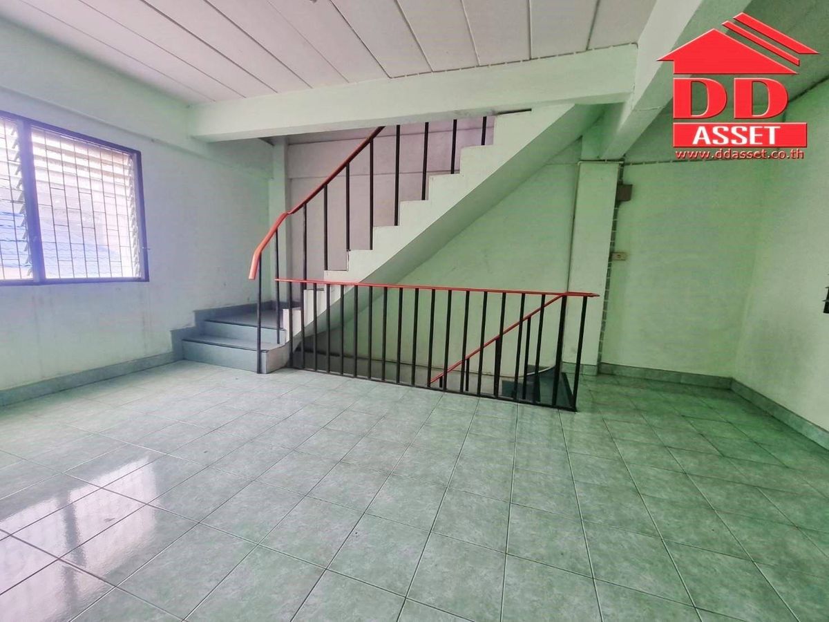 Shop HouseSamut Prakan,Samrong : Selling/ renting 2 commercial buildings, Soi Yu Suk, near Bang Mueang Municipality, Samut Prakan, Kanchana Code: T8224