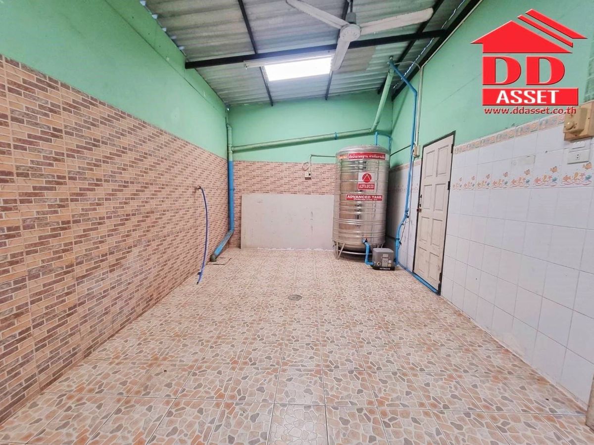 Shop HouseSamut Prakan,Samrong : Selling/ renting 2 commercial buildings, Soi Yu Suk, near Bang Mueang Municipality, Samut Prakan, Kanchana Code: T8224
