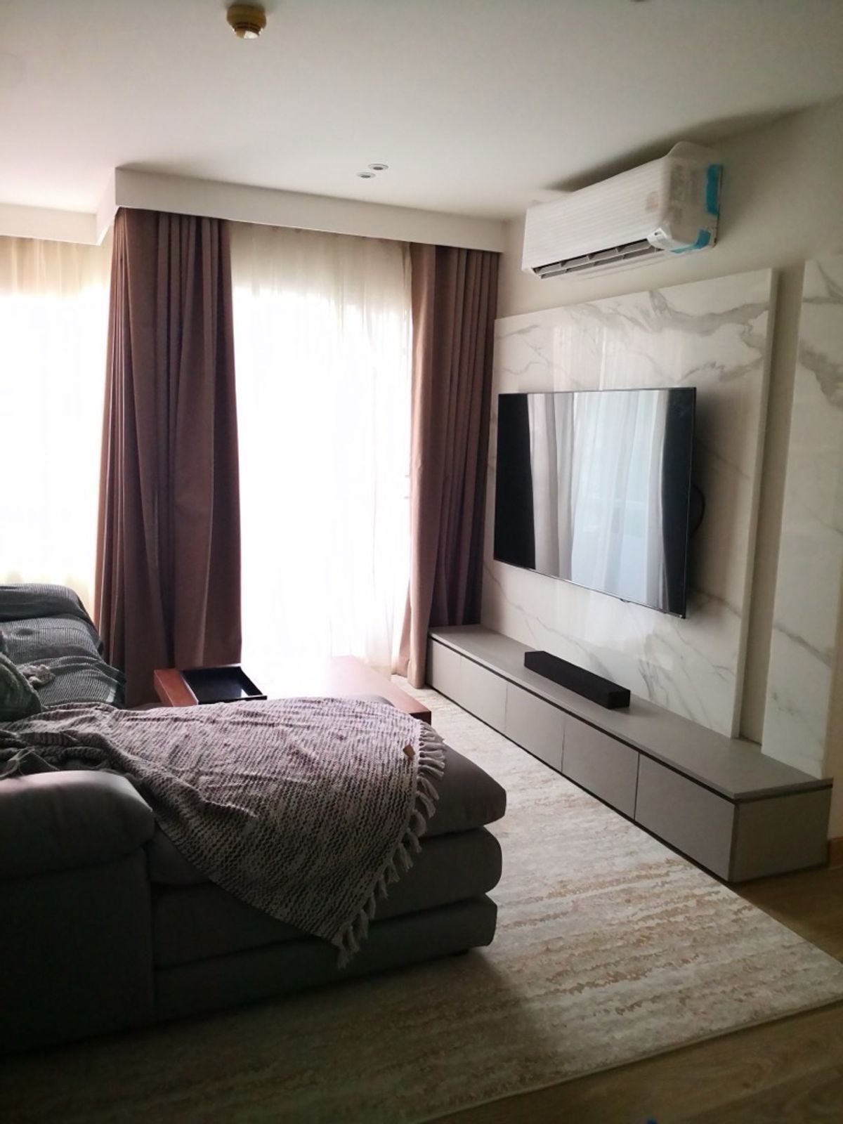 ขายคอนโดสีลม ศาลาแดง บางรัก : Investment Unit – Surawong City Resort | Corner Room in Silom CBD พร้อมผู้เช่า รับรายได้ 30K–35K/เดือนทันที