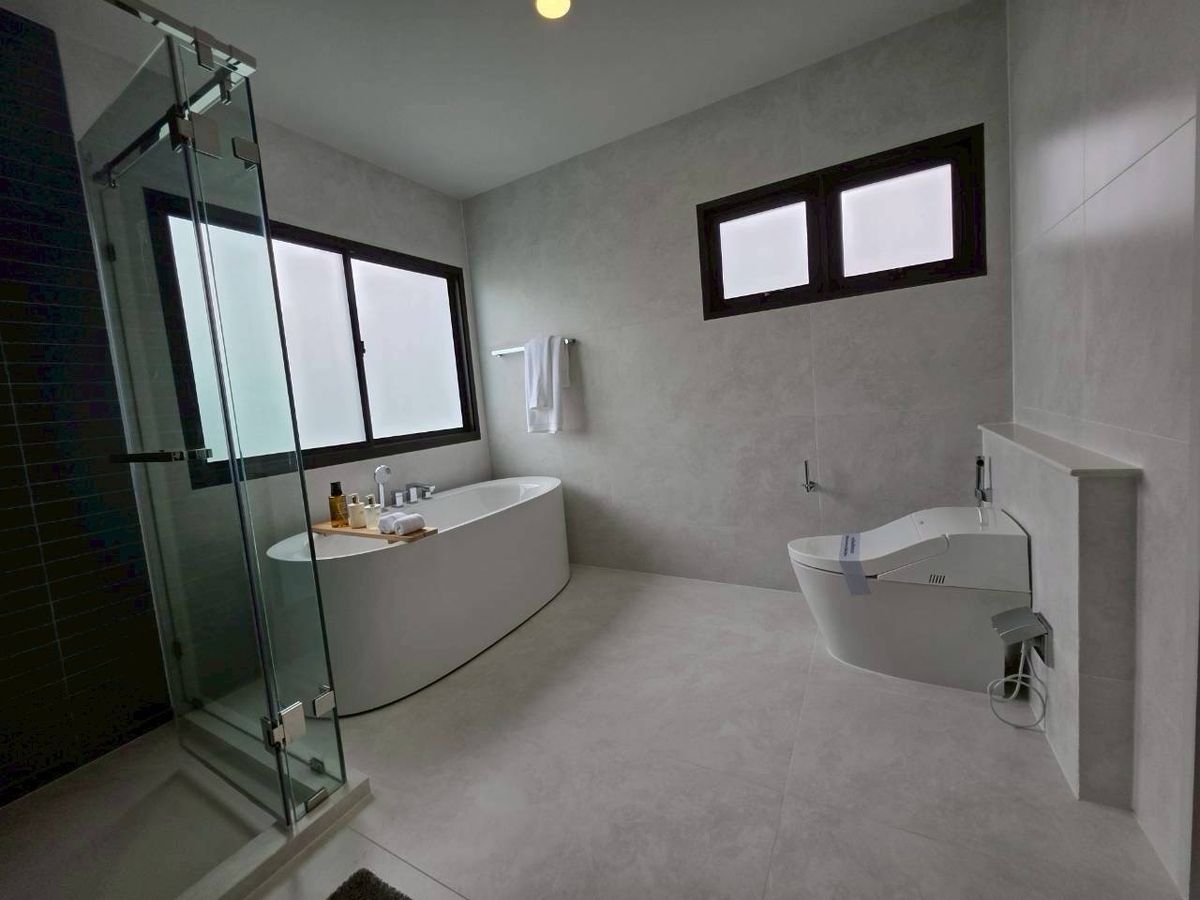 ขายบ้านนวมินทร์ รามอินทรา : ขายสราญสิริ แบรน แสนสิริ