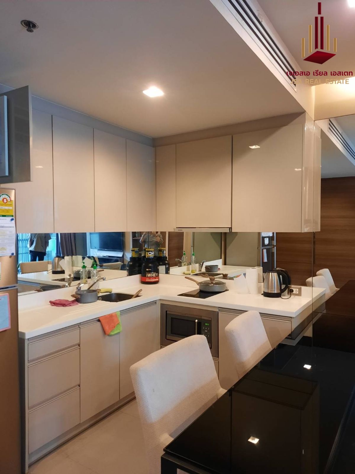 ขายคอนโดสาทร นราธิวาส : ✨ For Sale: The Address Sathorn Condo ✨  💰 Only 11,000,000 THB