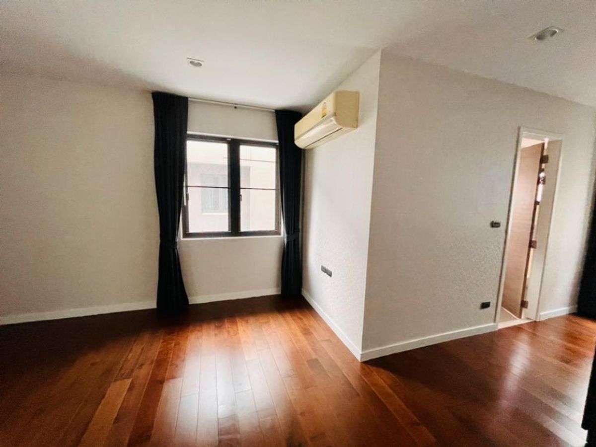 ขายบ้านเลียบทางด่วนรามอินทรา : 54.4ตรว 4นอน4น้ำ บ้านเดี่ยว 3 ชั้น ไพรเวท เนอวานา เรสสิเดนซ์ 