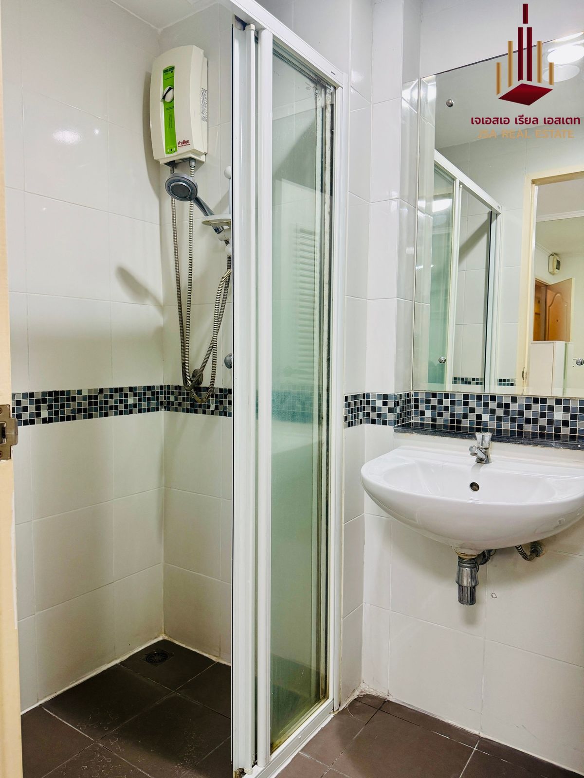 For RentCondoBangna, Bearing, Lasalle : ✨ For Rent: Notting Hill Bearing Condo ✨ 💰 ONLY 12,000 THB/Month