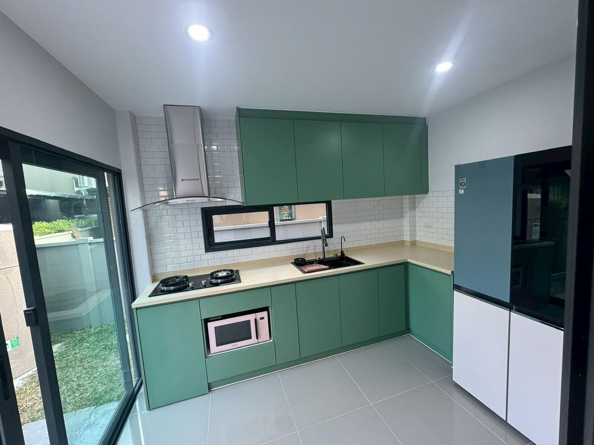 For SaleOnnut, Udomsuk : 🔥 Pristine Luxury Twin House – The Edition Sukhumvit–On Nut | 3 Bedrooms, 3 Bathrooms | Only 5 Months Old, Move-in Ready | Close to BTS On Nut & Seacon Square