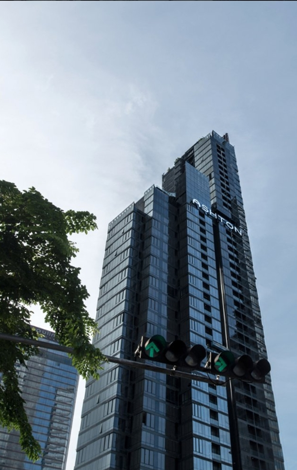 For SaleCondoSilom, Saladaeng, Bangrak : ✨ For Sale: Ashton Silom Condo ✨ 💰 ONLY 7,290,000 THB