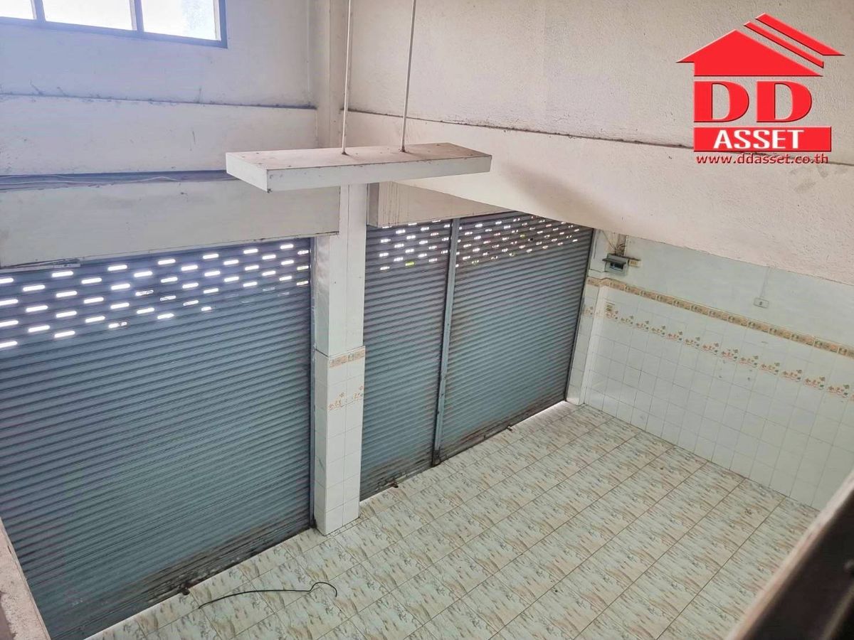 Shop HouseSamut Prakan,Samrong : Selling/ renting 2 commercial buildings, Soi Yu Suk, near Bang Mueang Municipality, Samut Prakan, Kanchana Code: T8224
