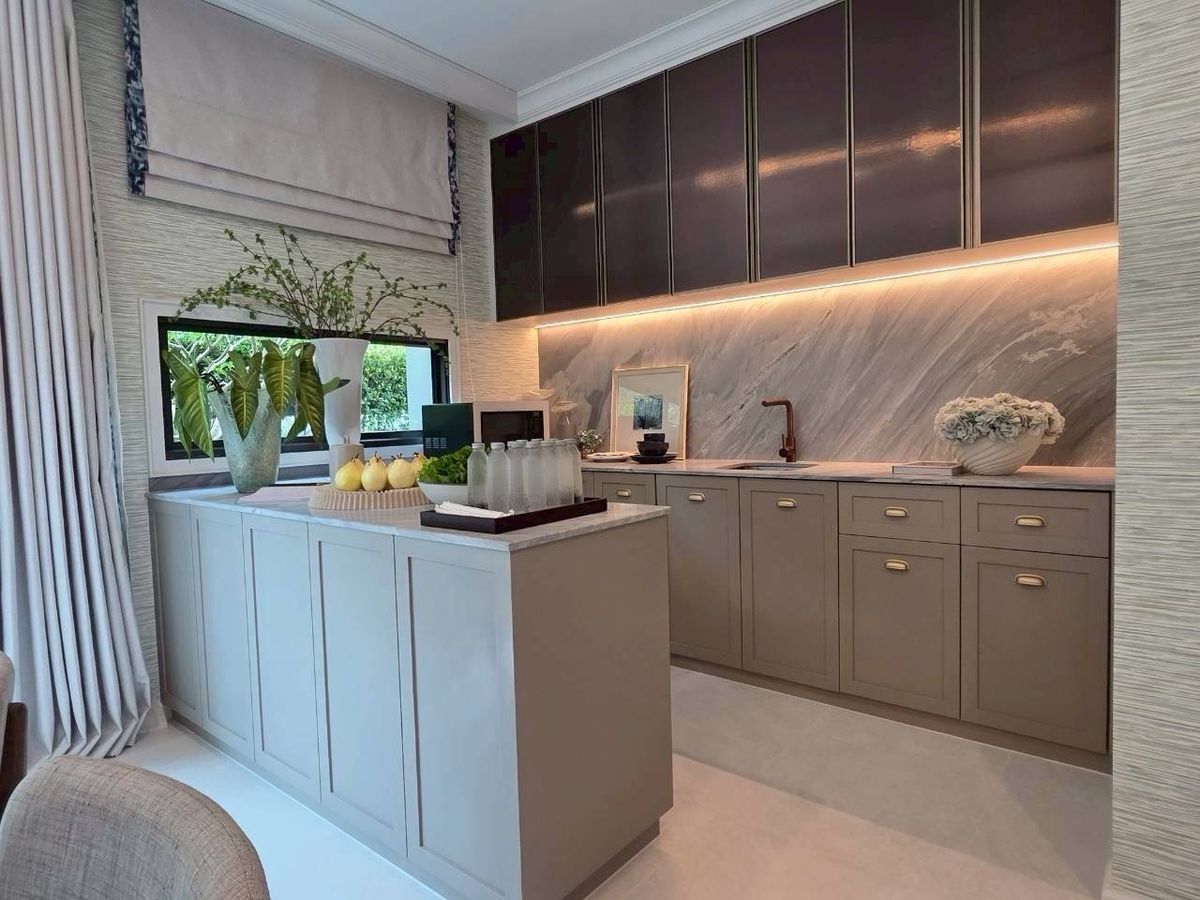 ขายบ้านนวมินทร์ รามอินทรา : ขายสราญสิริ แบรน แสนสิริ