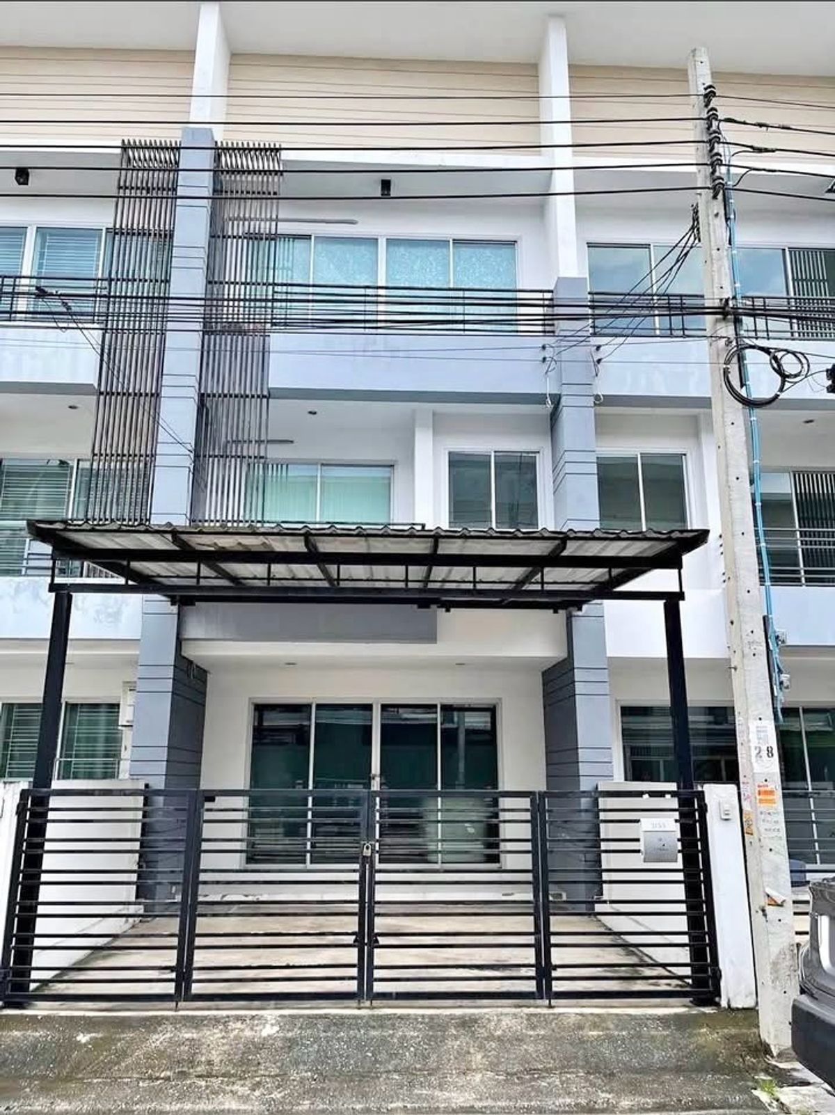 ให้เช่าทาวน์โฮมบางแค เพชรเกษม : ให้เช่าโฮมออฟฟิศ ออทั่ม เรสซิเด้นซ์ (Autumn Residence)  ซอยเพชรเกษม 114