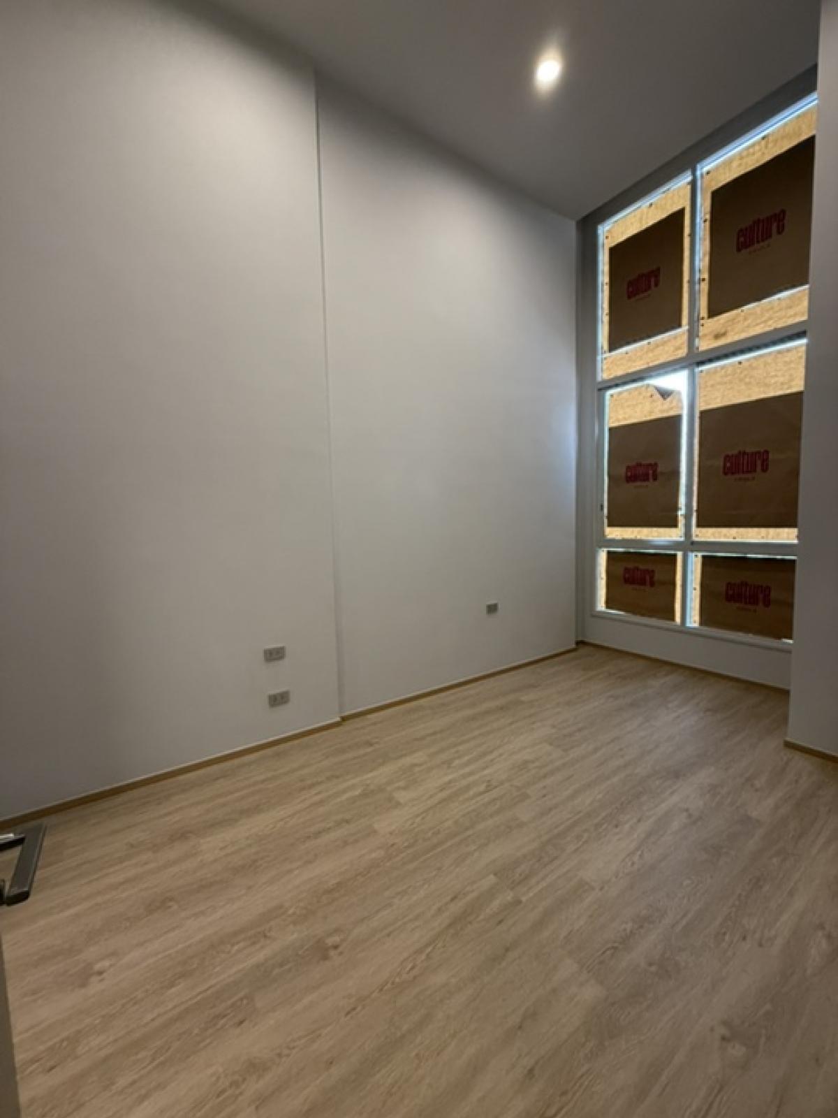 ขายดาวน์คอนโดสยาม จุฬา สามย่าน : ห้องสวย มุมดีที่สุด !! ขายดาวน์ด่วนมาก คัลเจอร์จุฬา สามย่าน สองห้องสองห้องน้ำ 66ตรม ถูกมาก 13,990,000 mb