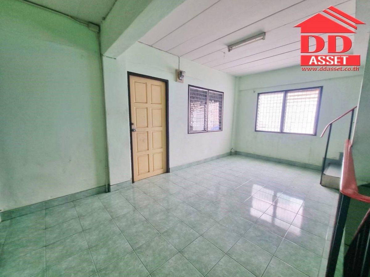 Shop HouseSamut Prakan,Samrong : Selling/ renting 2 commercial buildings, Soi Yu Suk, near Bang Mueang Municipality, Samut Prakan, Kanchana Code: T8224