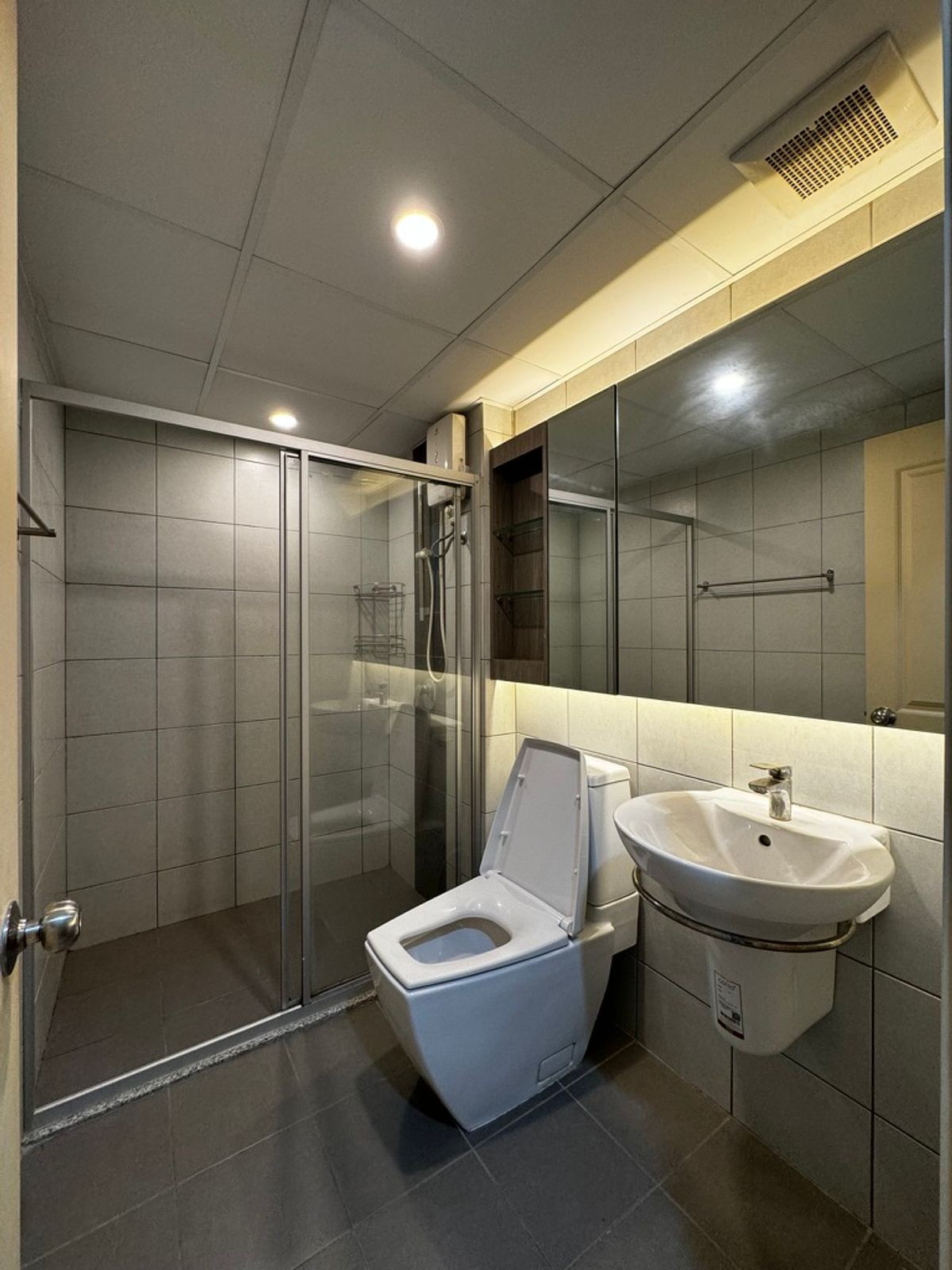 For SaleCondoKasetsart, Ratchayothin : 🔥 Built-in room 🔥 Add to Saralai Condo for sale, Ratchayothin-Phahonyothin 34, size 40.45 sq.m., beautiful decoration room, 6th floor