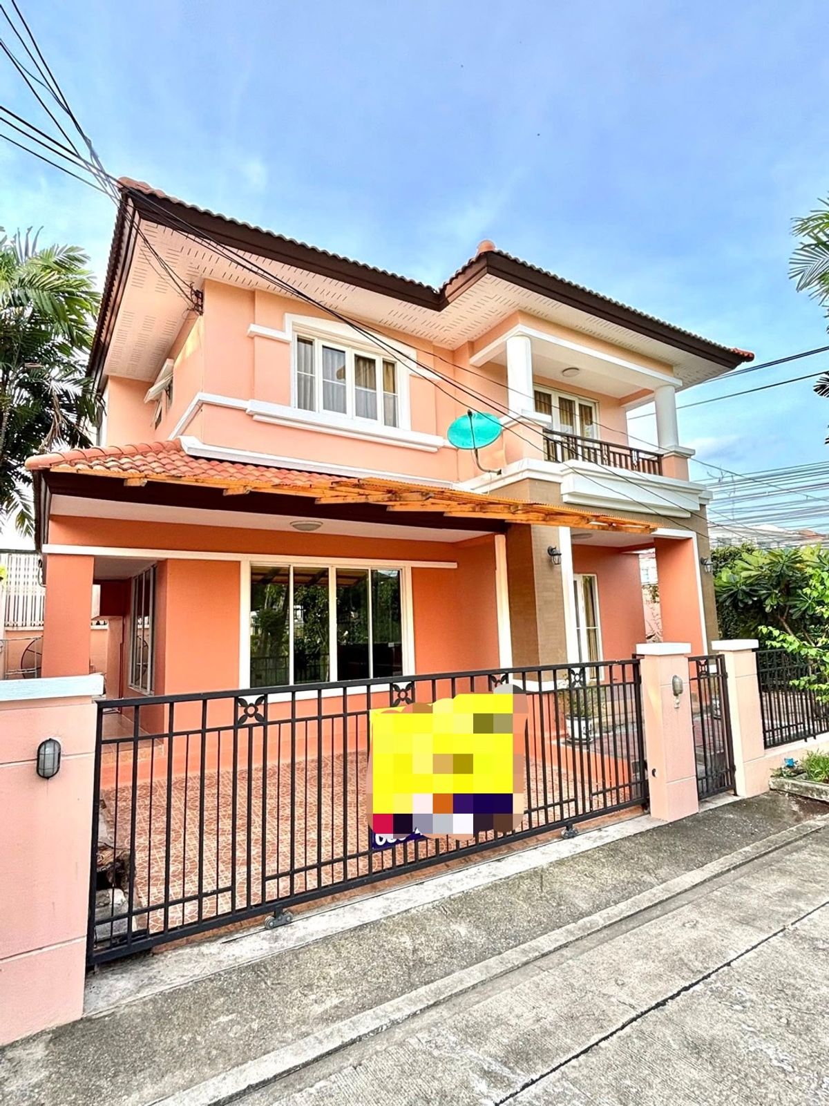 บ้านลาดพร้าว101 แฮปปี้แลนด์ : 🌟 ขาย/ให้เช่าบ้านเดี่ยว 2 ชั้น โครงการ Krongthong Villa Park ทำเลบางกะปิ ขนาดใหญ่ 3 ห้องนอน 3 ห้องน้ำ พร้อมที่จอดรถ 1-2 คัน ตกแต่งครบพร้อมเข้าอยู่ เหมาะสำหรับครอบครัว เดินทางสะดวก ใกล้ห้างสรรพสินค้า โรงเรียน โรงพยาบาล