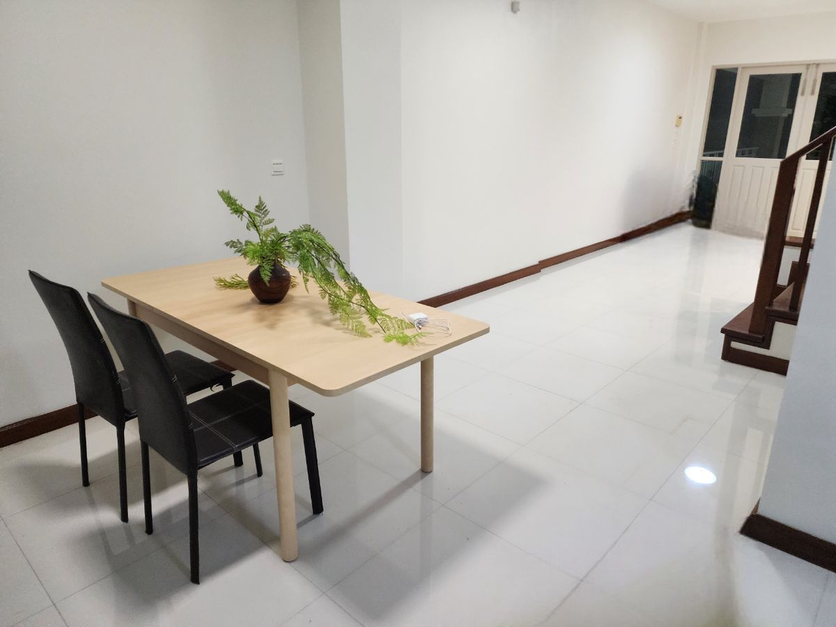 For SaleHome OfficePinklao, Charansanitwong : 37 sq.m. Special 5 beds, 3 new renovated water Dream Village Village, Ratchapruek Road, only 2 minutes from Central Wille