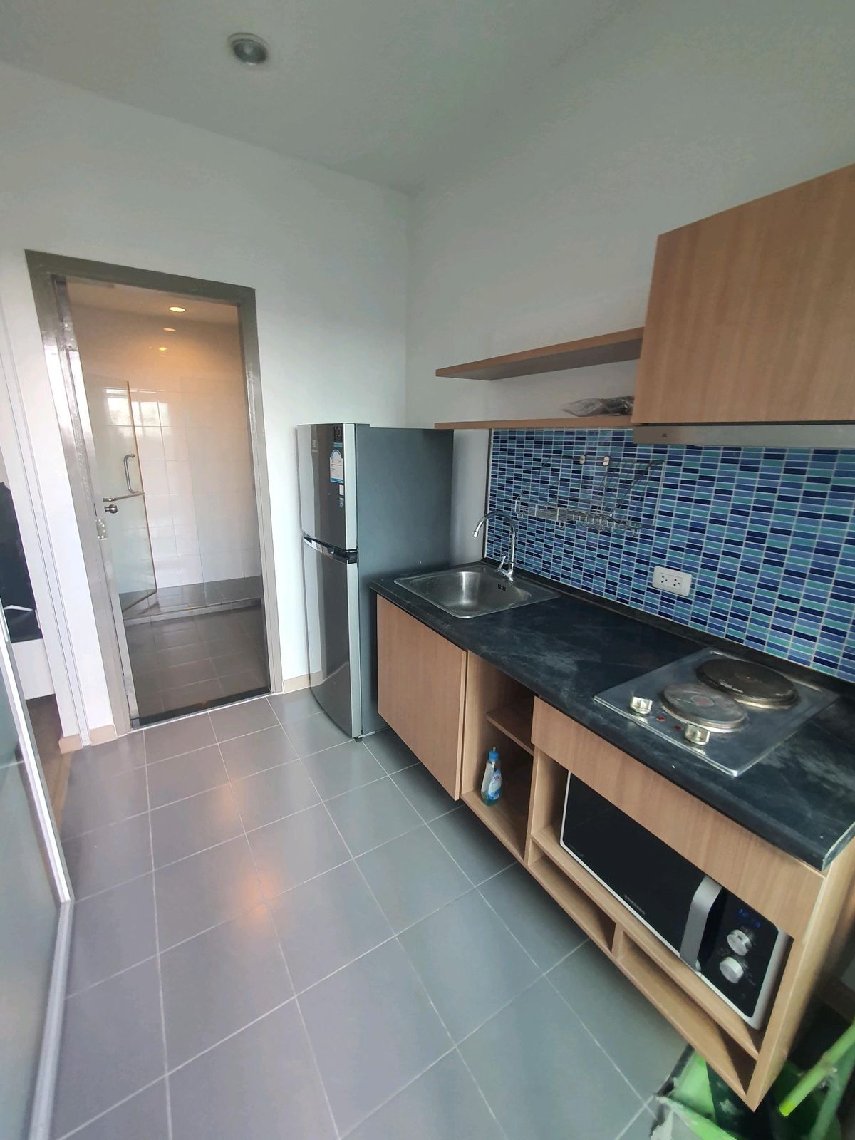 For RentCondoThaphra, Talat Phlu, Wutthakat : 🔥For rent: Condo The Tempo Grand Sathon-Wutthakad The TEMPO Grand Sathon-Wutthakad ⛳️next to BTS Wutthakat 
❣️Ready to move in 22 September 2025
💚Tel/Line: 085 484 8586Ag.
❤️Room details
- Size 31 sq m. - Building B, 14th floor - Room type: 1 bedroom, 1 b