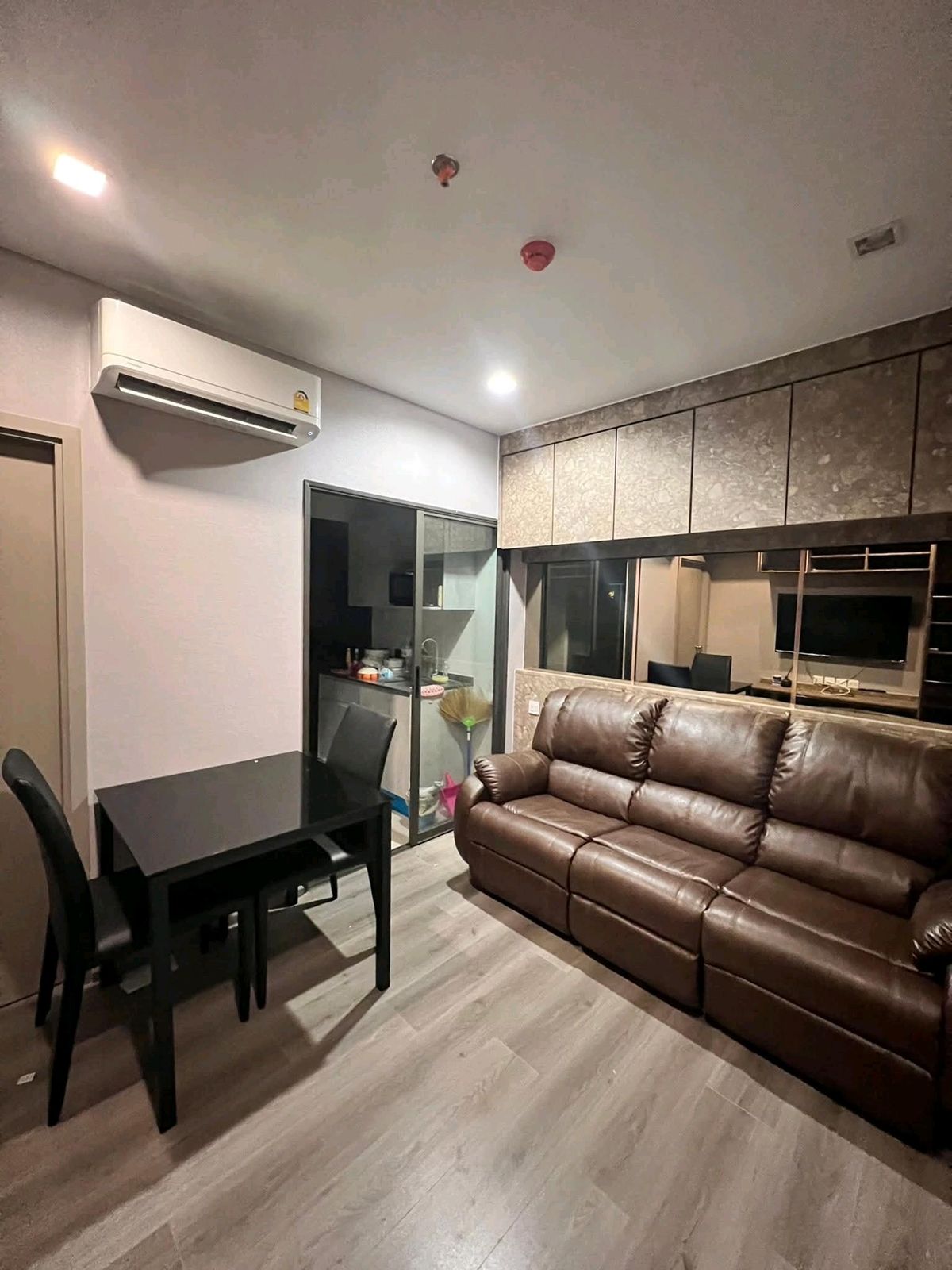 For RentCondoRattanathibet, Sanambinna : Rentalitan Aqua, 28th floor, size 29 sq.w., beautiful decoration, complete view of the river