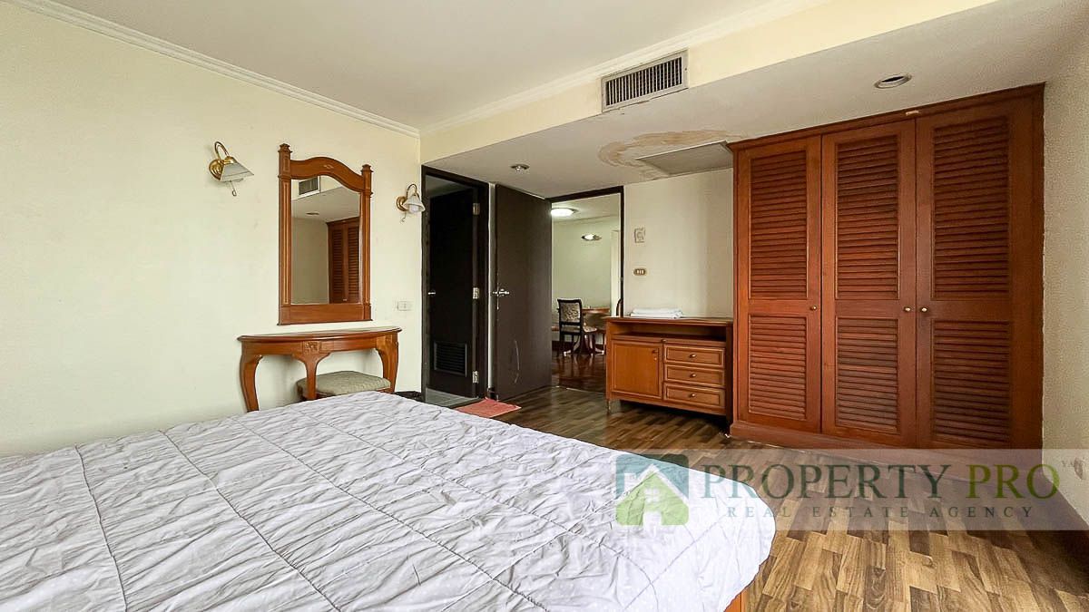 ขายคอนโดนานา : ขาย คอนโด Omni Tower สุขุมวิท นานา แบบ 1 ห้องนอน 57 ตรม ชั้นสูง เฟอร์นิเจอร์ครบ ใกล้ BTS นานา อโศก เพลินจิต One Bangkok Terminal 21: YA25S-003