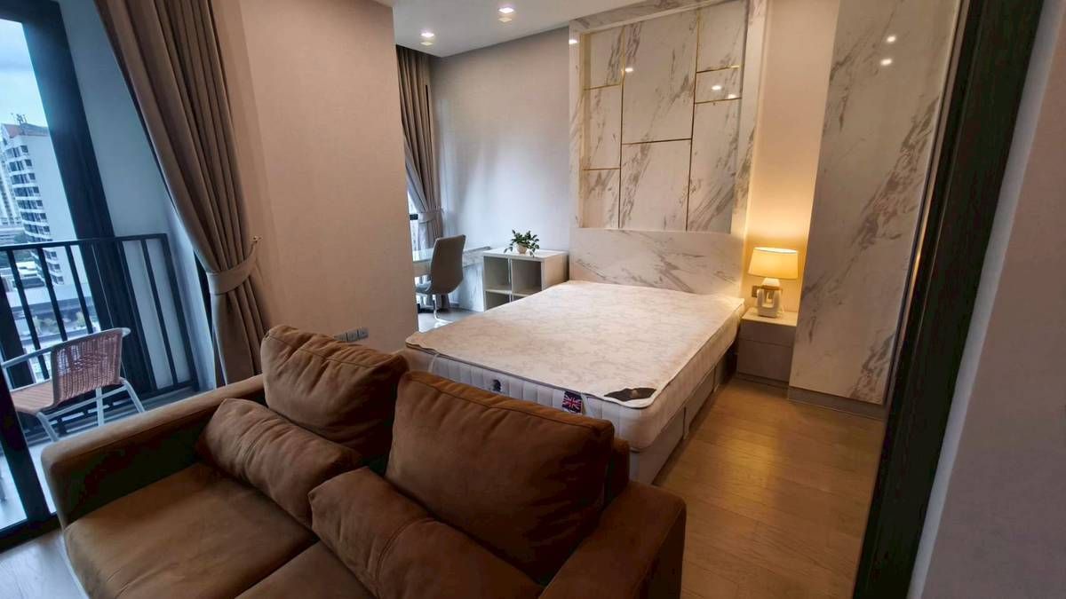 ให้เช่าคอนโดสุขุมวิท อโศก ทองหล่อ : Ashton Asoke, Available For Rent, Fully Furnished, Ready to move in สอบถามได้ครับ