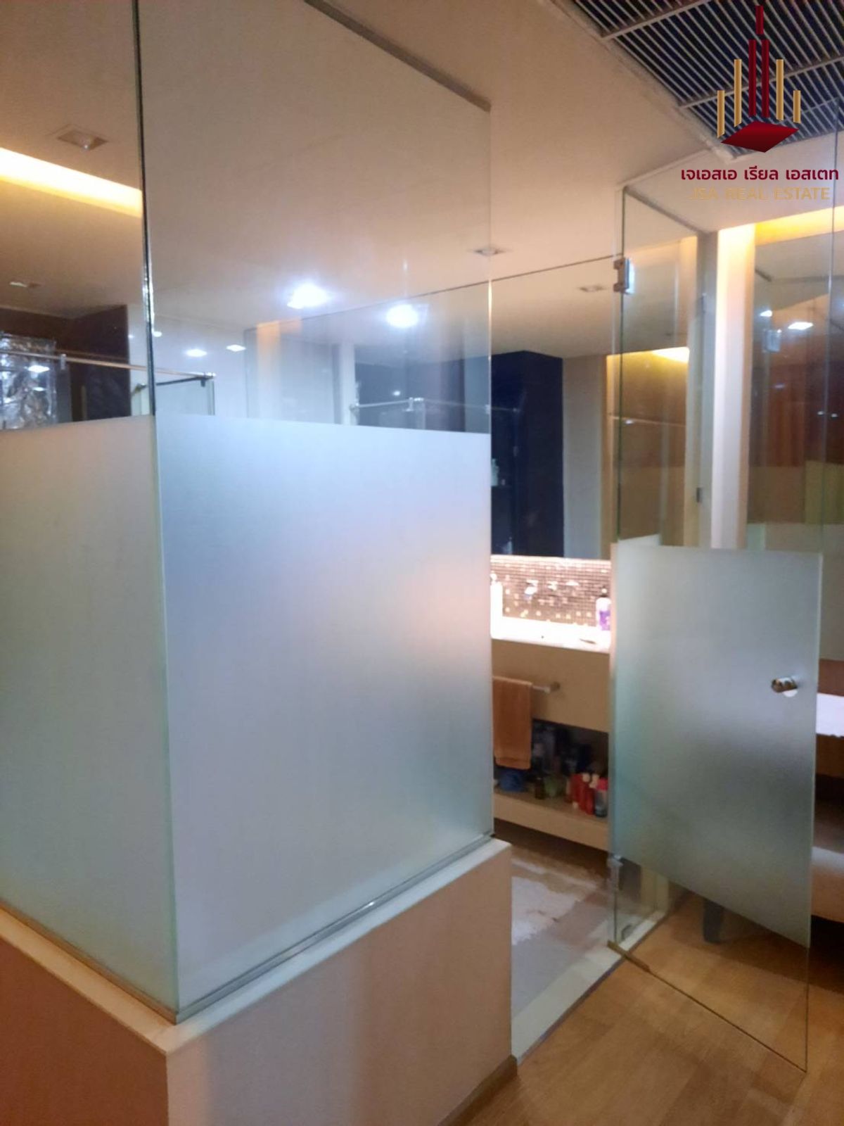 ขายคอนโดสาทร นราธิวาส : ✨ For Sale: The Address Sathorn Condo ✨  💰 Only 11,000,000 THB