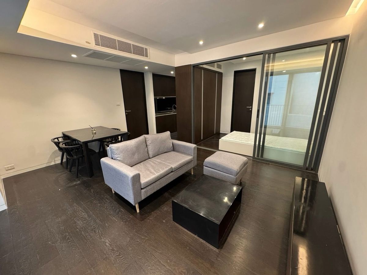 ให้เช่าคอนโดสุขุมวิท อโศก ทองหล่อ : Siamese Gioia 2 bedrrom For Rent: 50,000 THB per month