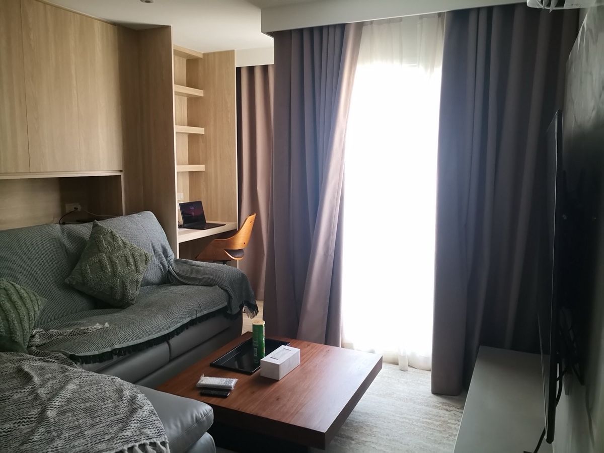 ขายคอนโดสีลม ศาลาแดง บางรัก : Investment Unit – Surawong City Resort | Corner Room in Silom CBD พร้อมผู้เช่า รับรายได้ 30K–35K/เดือนทันที