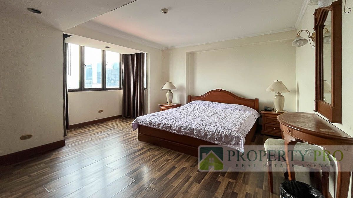 ขายคอนโดนานา : ขาย คอนโด Omni Tower สุขุมวิท นานา แบบ 1 ห้องนอน 57 ตรม ชั้นสูง เฟอร์นิเจอร์ครบ ใกล้ BTS นานา อโศก เพลินจิต One Bangkok Terminal 21: YA25S-003