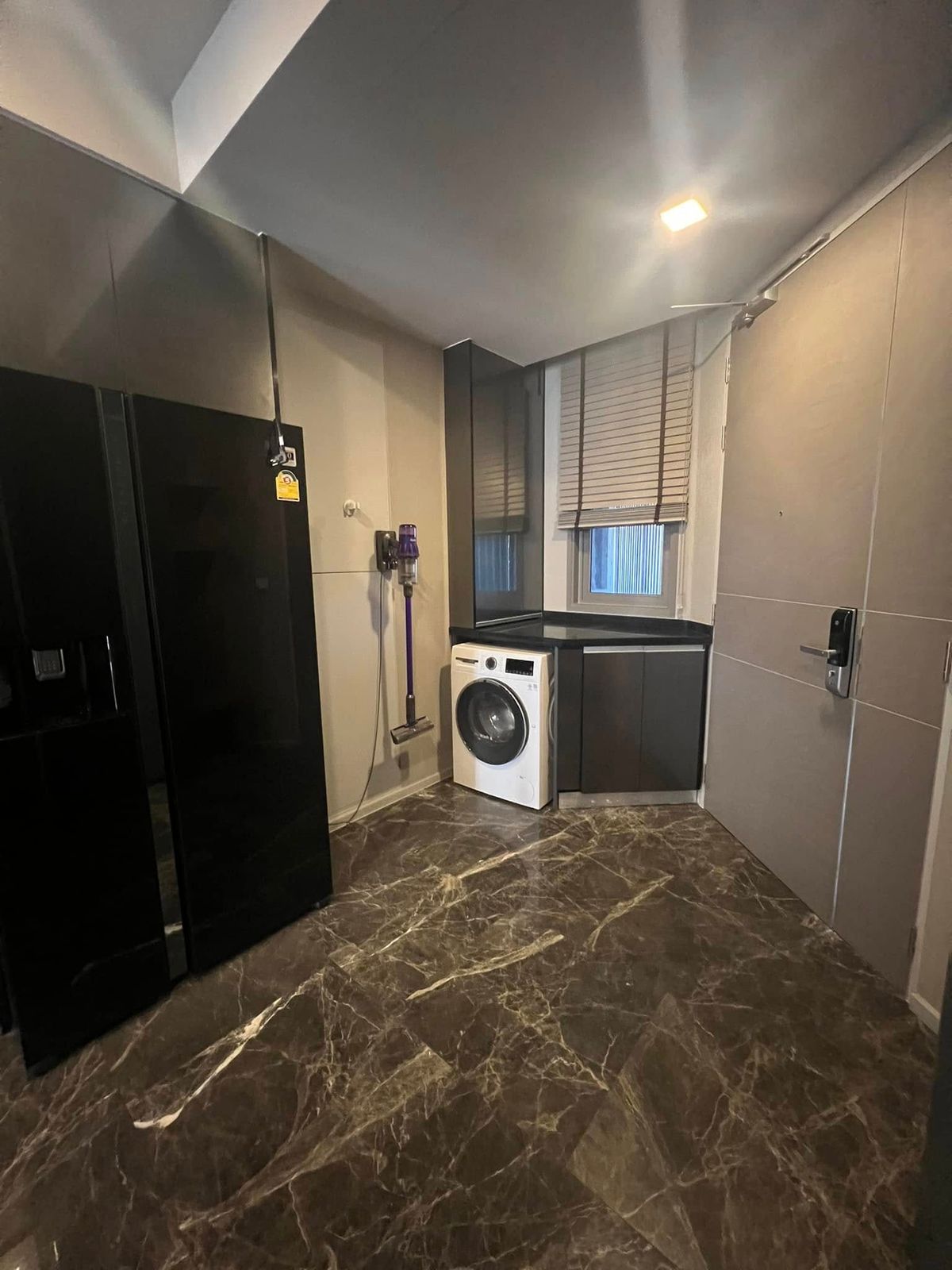 For SaleCondoSukhumvit, Asoke, Thonglor : ✨Ashton Residence 41✨2 beds 2 baths, Size 68 sqm., near BTS / MRT Phromphong (0.7 km) Tel.0982645161 