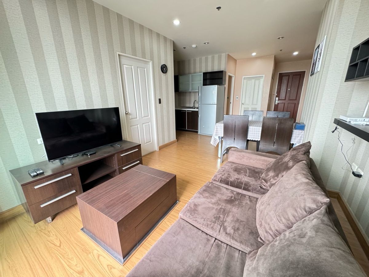 For RentCondoSathorn, Narathiwat : ✨ For Rent: The Complete Narathiwat Condo | Chao Phraya River View 