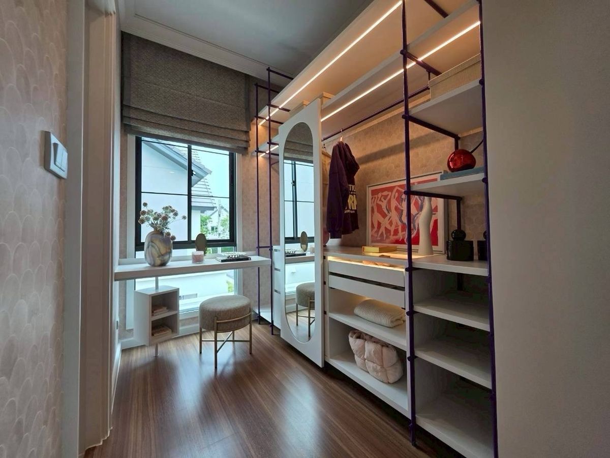 ขายบ้านนวมินทร์ รามอินทรา : ขายสราญสิริ แบรน แสนสิริ