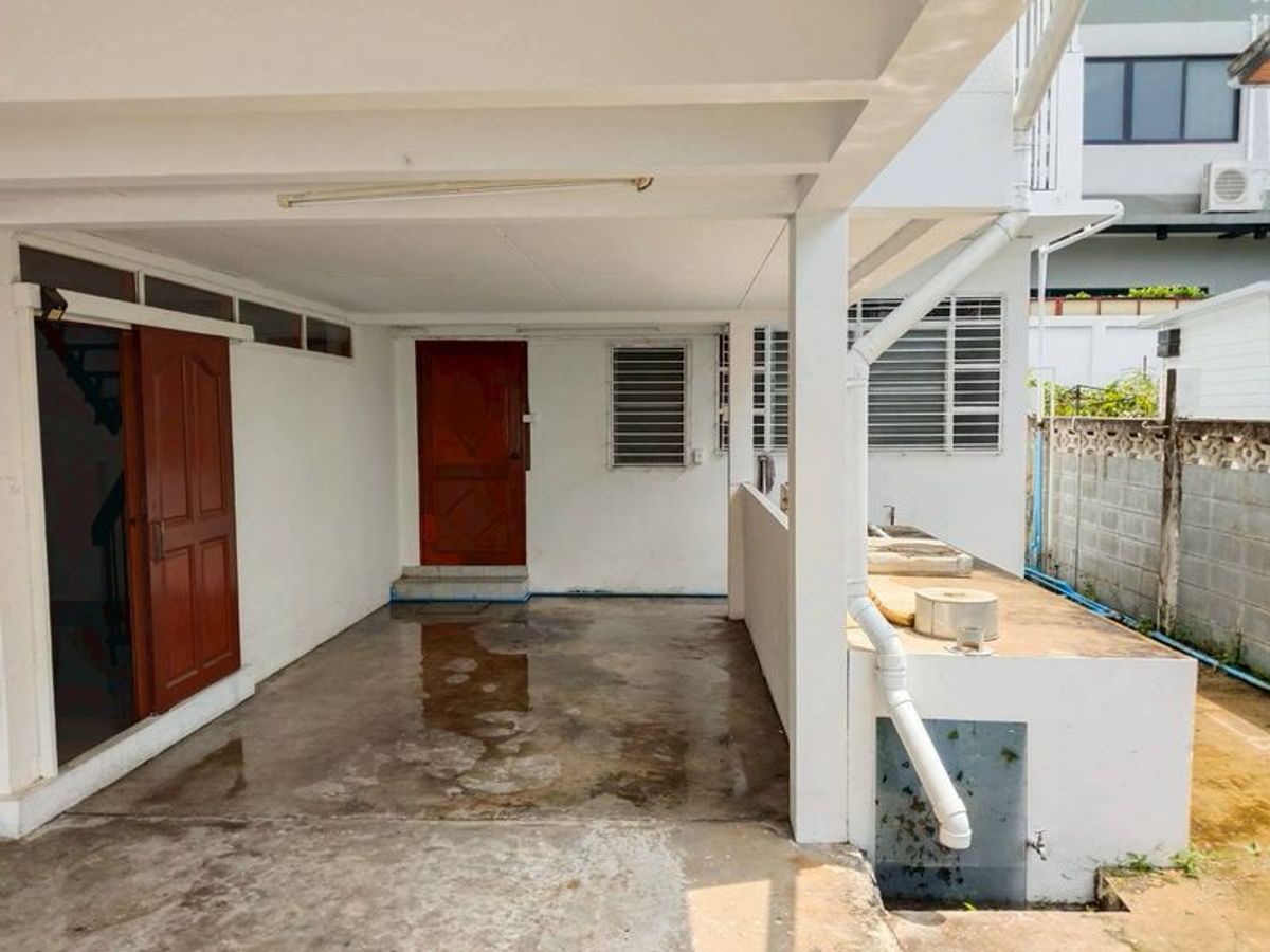 ให้เช่าบ้านพัฒนาการ ศรีนครินทร์ : ให้เช่า บ้านเสรี พระราม 9 ซอย 41 แยก 12 เลขที่ 1 (615) (หลัง the nine พระราม 9)